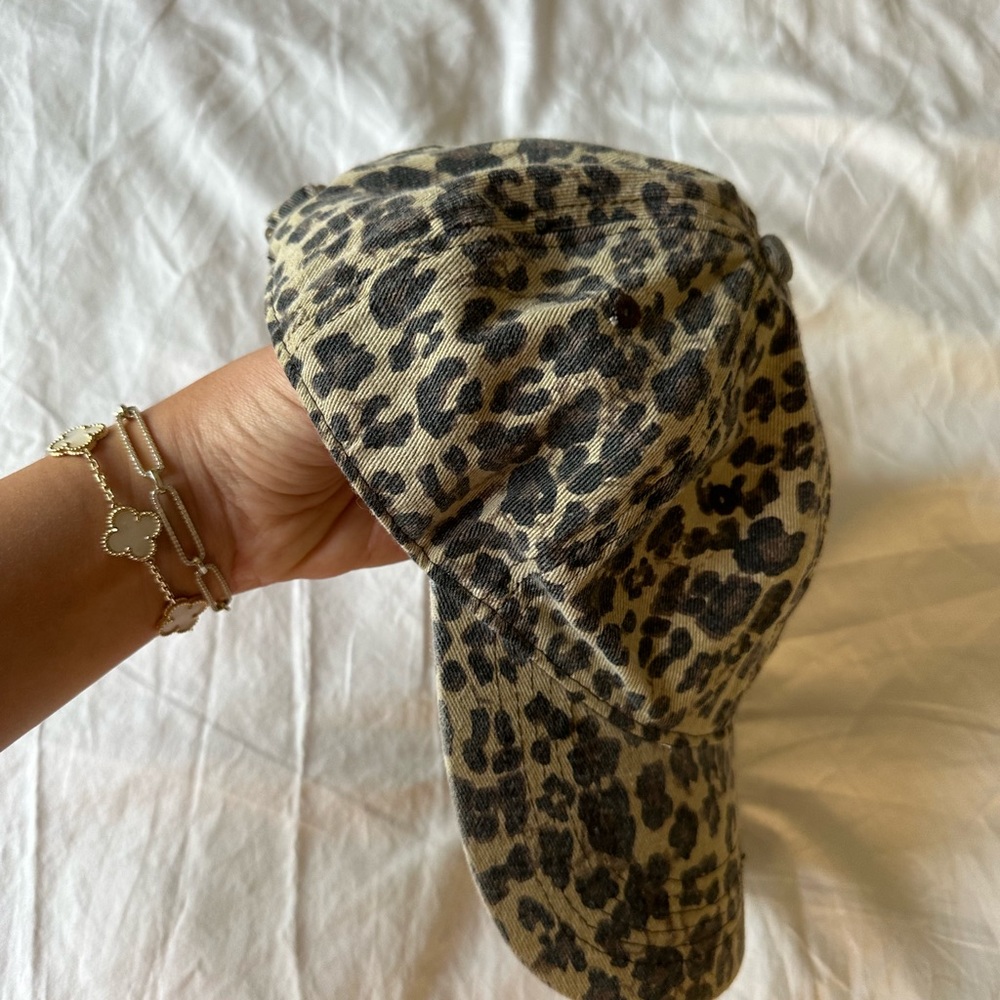 Leopard print ball cap - Picture 2 of 2